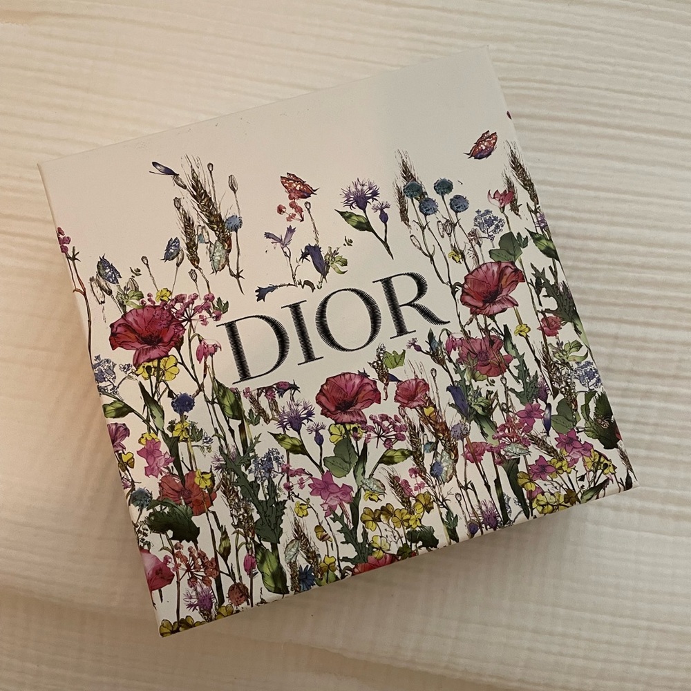 DIOR FLORAL GIFT BOX